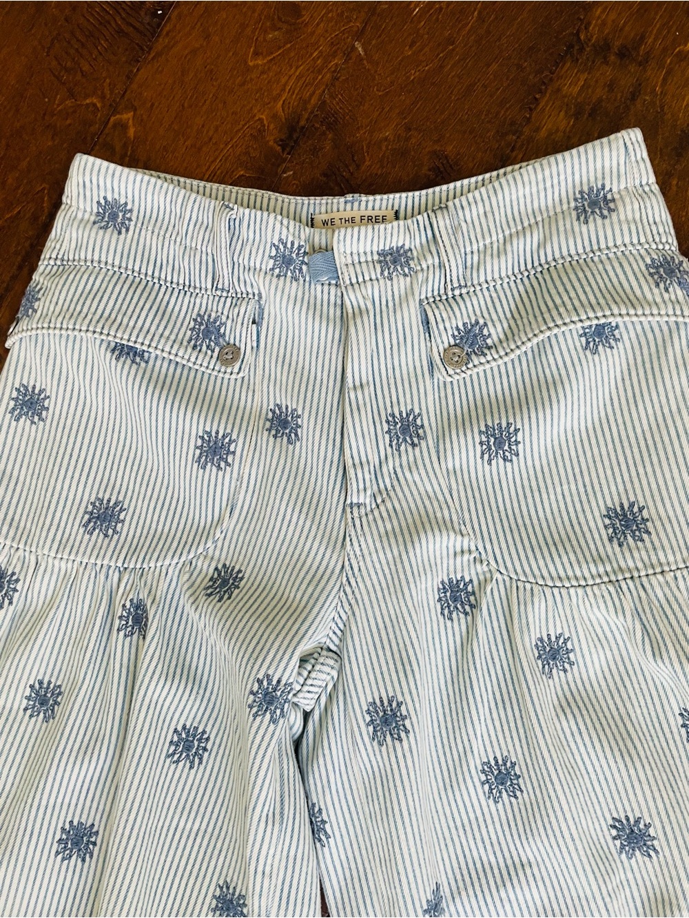 Light Blue Printed Drawstring Pants - Picture 3 of 5